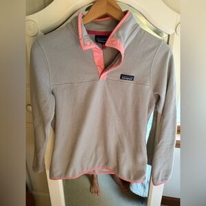 Patagonia Women's Micro D Snap-T Pullover Size Small Gray Pink